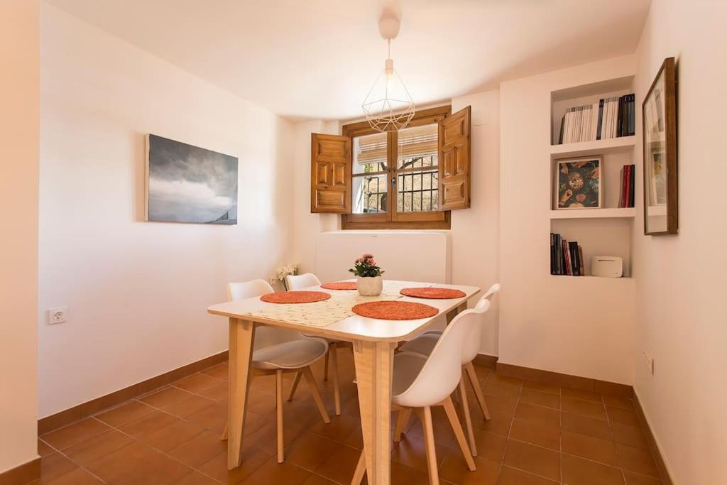 Casa Tipica Del Albaicin Con Interior De Diseno Villa Granada Eksteriør billede