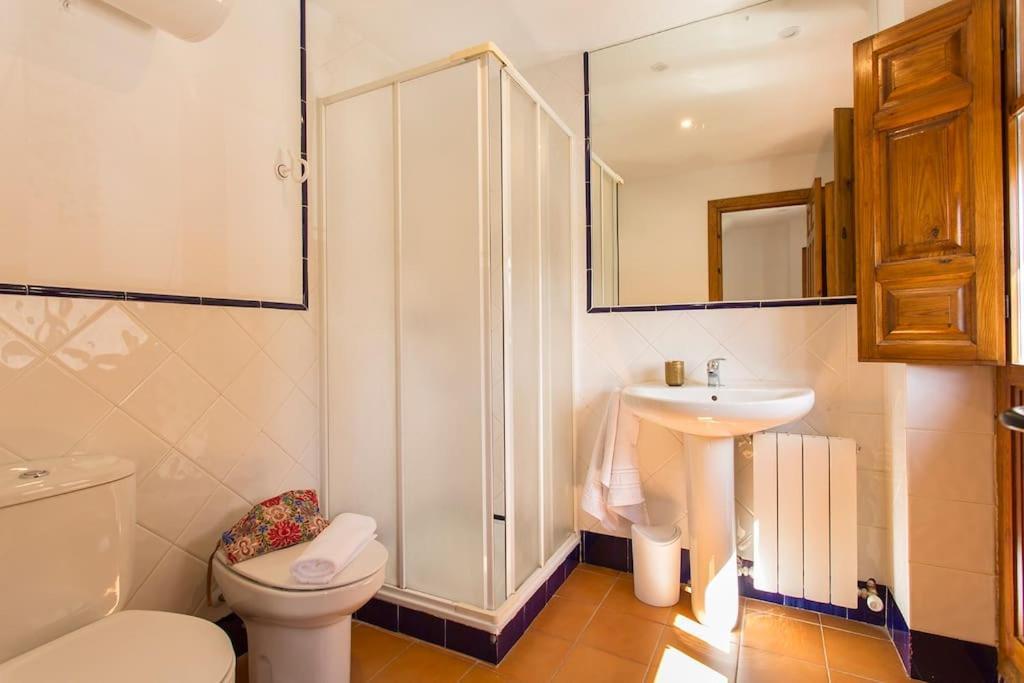 Casa Tipica Del Albaicin Con Interior De Diseno Villa Granada Eksteriør billede