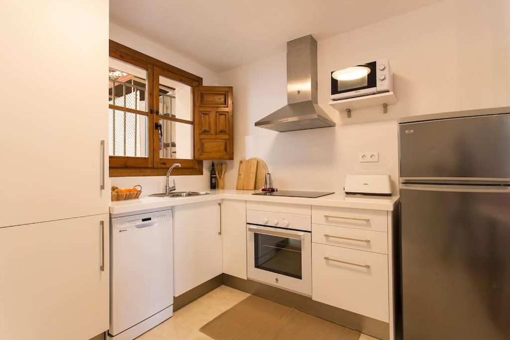 Casa Tipica Del Albaicin Con Interior De Diseno Villa Granada Eksteriør billede