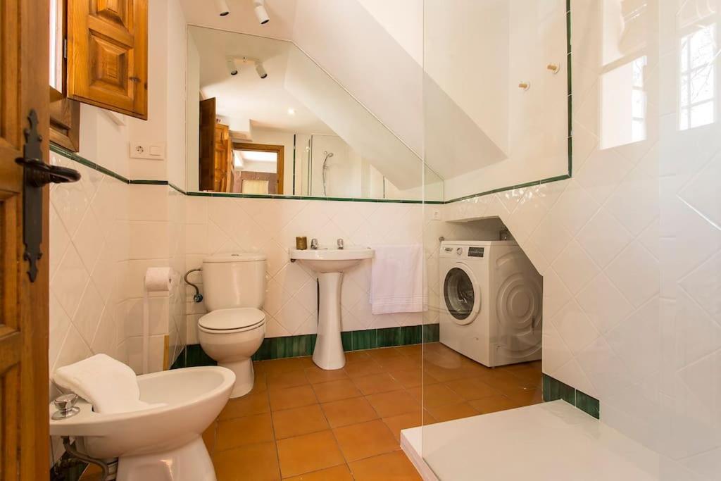 Casa Tipica Del Albaicin Con Interior De Diseno Villa Granada Eksteriør billede